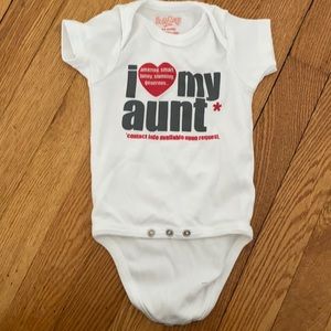 i love my aunt onesie size 0-6
